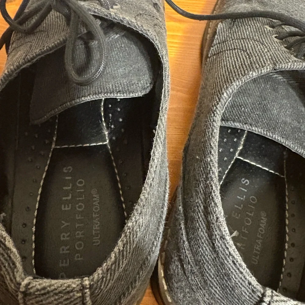 Perry Ellis stylish versatile